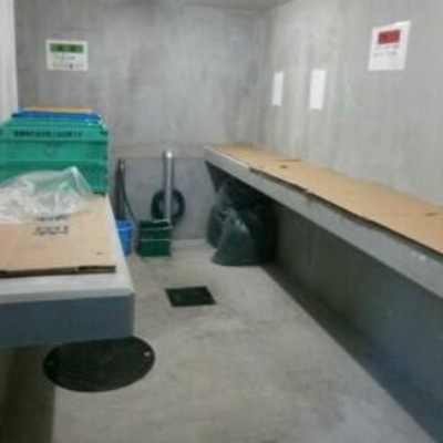 
						共用施設