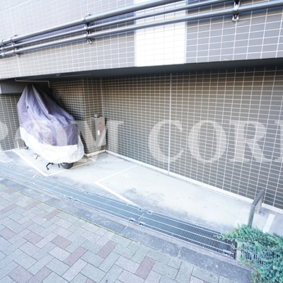 
						共用施設