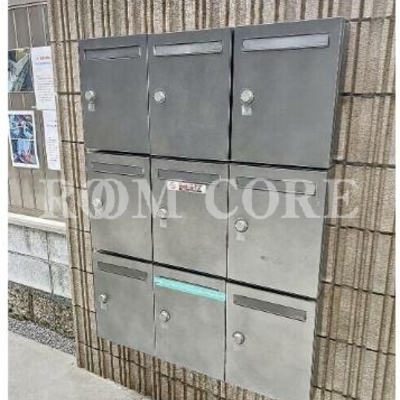 
						共用施設