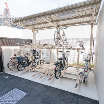 
						共用施設