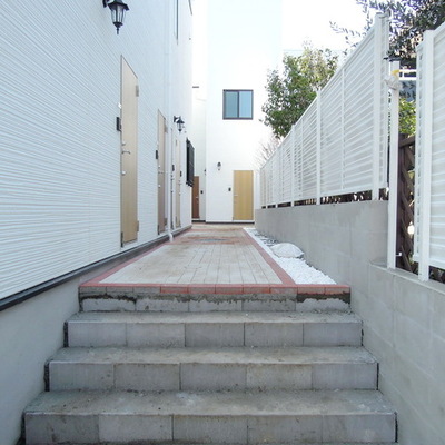 
						共用施設
