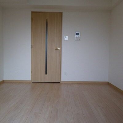 
						その他 室内