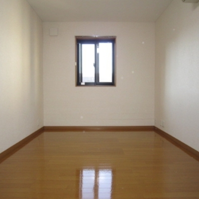 
						部屋