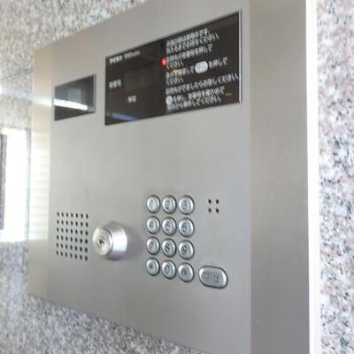 
						共用施設