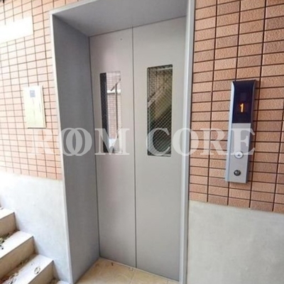 
						共用施設