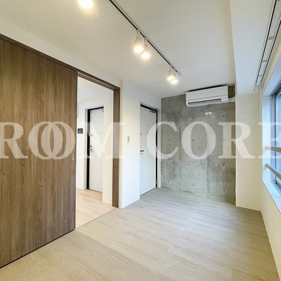 
						洋室