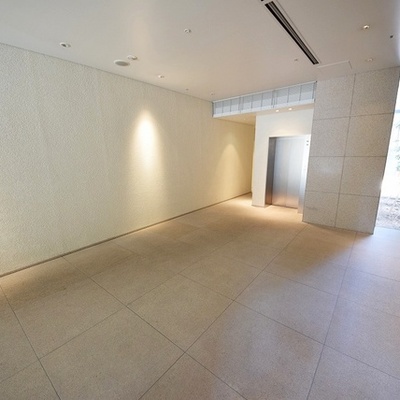 
						共用施設 ロビー