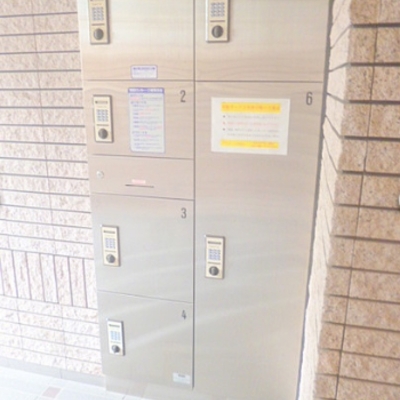 
						共用施設 宅配ボックス