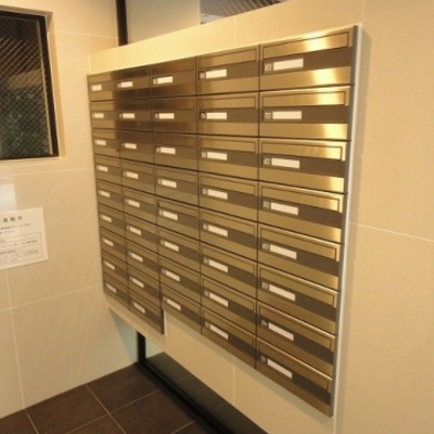 
						共用施設 メール