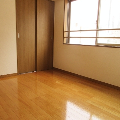 
						部屋