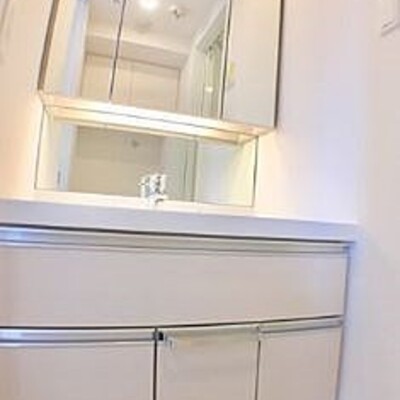 
						洗面台