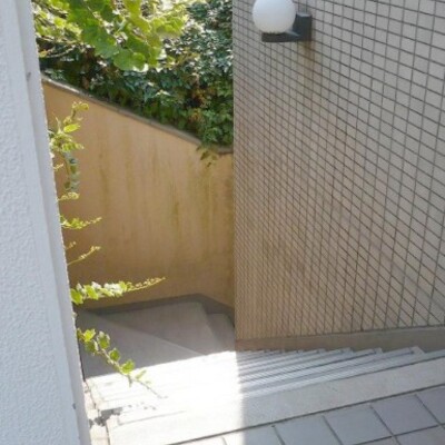 
						共用施設