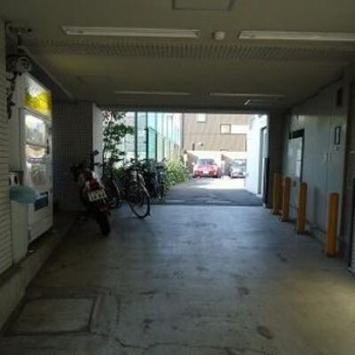 
						共用施設