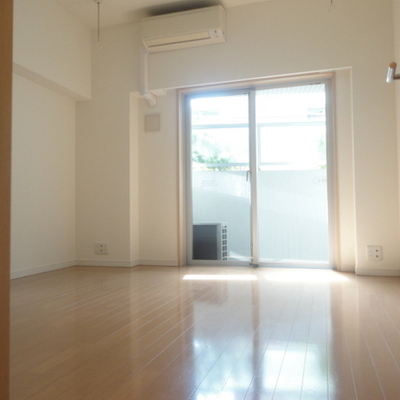 
						部屋