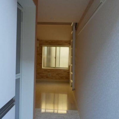 
						室内