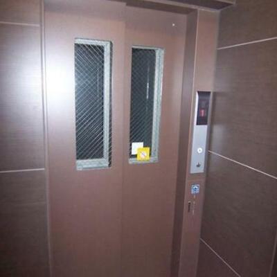 
						共用施設