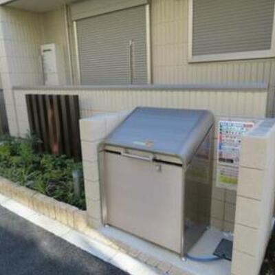 
						共用施設