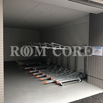 
						共用施設