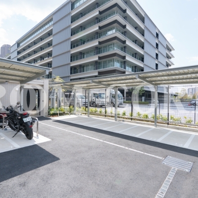 
						共用施設