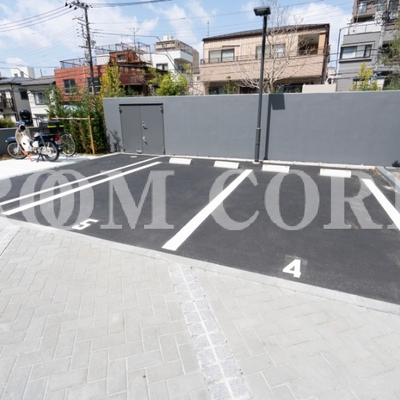 
						共用施設