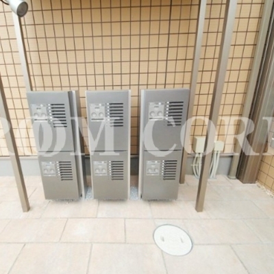 
						共用施設