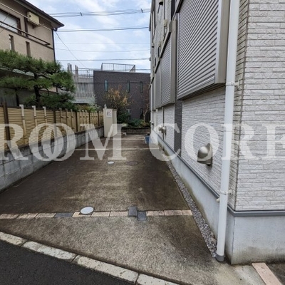 
						共用施設