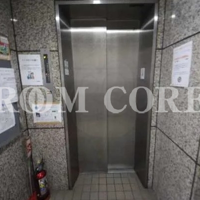 
						共用施設