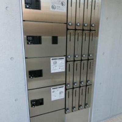 
						宅配BOX
