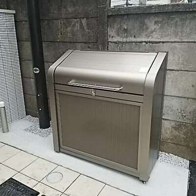 
						ゴミ捨て場
