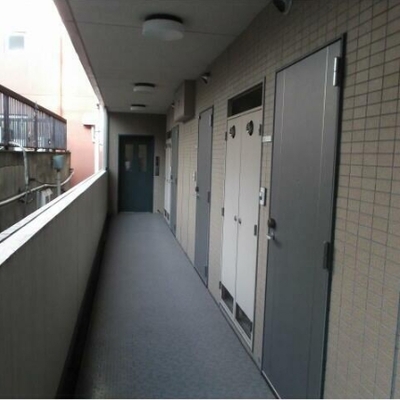 
						共用施設