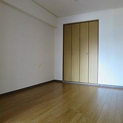
						部屋