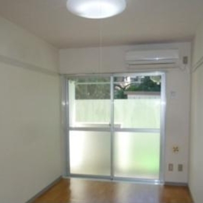 
						部屋