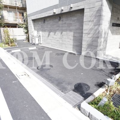 
						共用施設