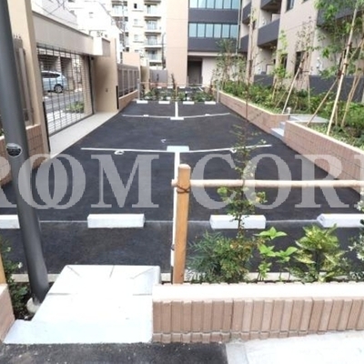 
						共用施設
