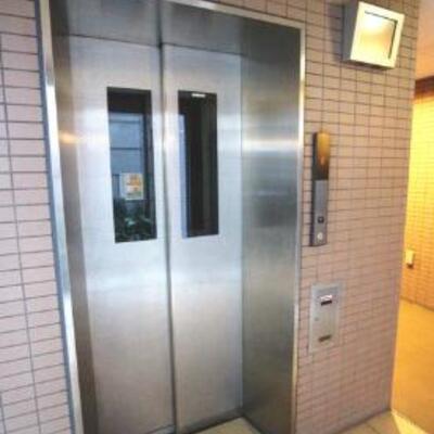 
						共用施設