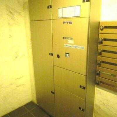 
						共用施設