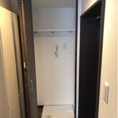 
						室内洗濯機置き場