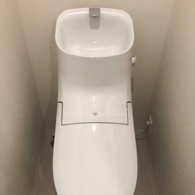 
						トイレ