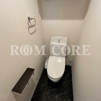 
						トイレ