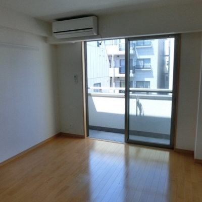
						部屋