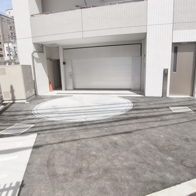 
						共用施設