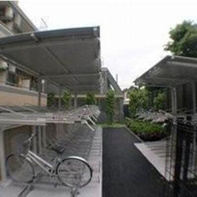 
						共用施設