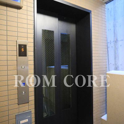 
						共用施設
