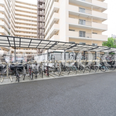 
						共用施設