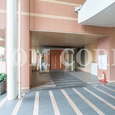 
						共用施設