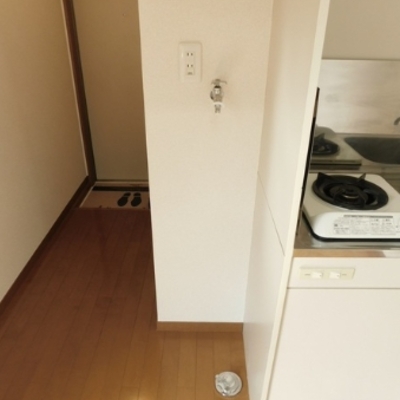 
						洗濯機置き場