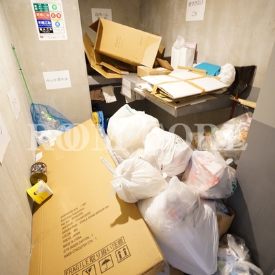 
						共用施設