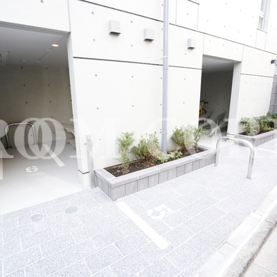 
						共用施設