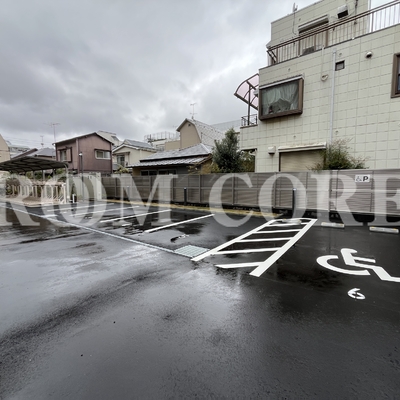 
						共用施設