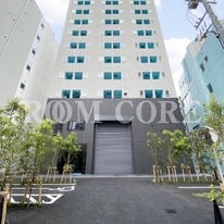 W-gates Tower